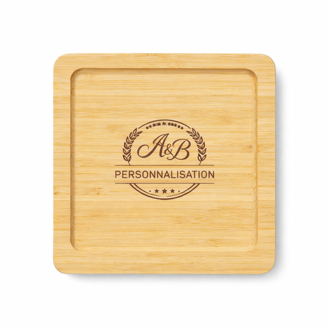 Assiette carrée en bambou personnalisée avec gravure laser – Vaisselle en bois écologique et cadeau personnalisé